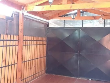 Casa en venta en Sargento I Alejandro Yasont C 5620, Peñalolén - 3 dormitorios, 1 baño
