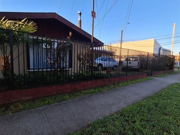 Casa en venta en Calle Orompello, Población Rucamalal, Los Angeles, Los Ángeles - 3 dormitorios, 1 baño