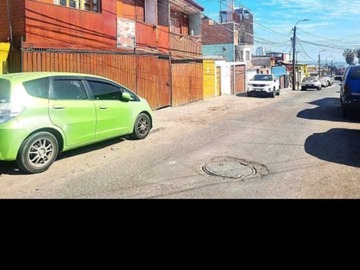 Casa en venta en Propiedad Ideal para Inversión (174751), Iquique - 7 dormitorios, 3 baños