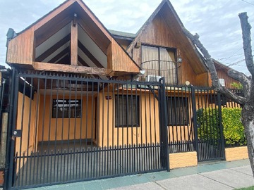 Casa en venta en Monte Palomar, Maipú - 3 dormitorios, 2 baños