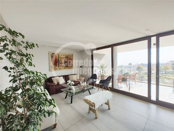 Departamento en venta en Carlos Peña Otaegui / San Carlos de Apoquindo, Las Condes - 4 dormitorios, 4 baños