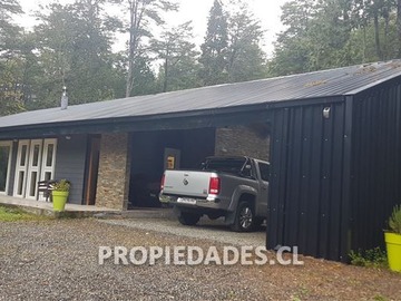 Parcela en venta en Los Nevados de Pucón, Pucón - 3 dormitorios, 2 baños