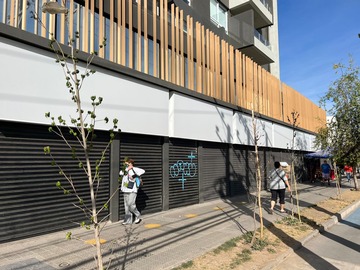 Local Comercial en arriendo mensual en Vicuña Mackenna Poniente, La Florida - 1 dormitorio, 1 baño