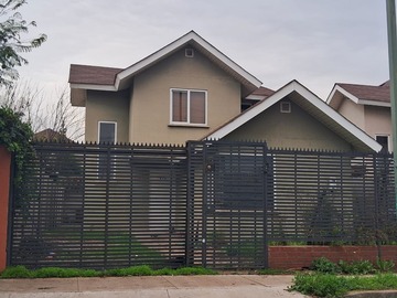 Casa en venta en Estancia Liray, Colina - 3 dormitorios, 2 baños
