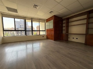 Oficina en venta en Metro Tobalaba / Isidora Goyenechea, Las Condes - 5 dormitorios, 3 baños