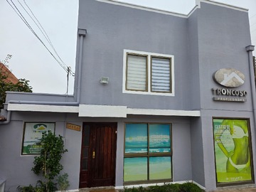 Casa en arriendo mensual en Juan Cisternas 4171, La Serena - 5 dormitorios, 4 baños