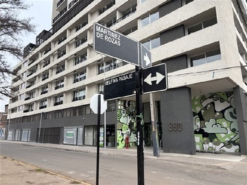 Local Comercial en arriendo mensual en Delfina pasaje, Santiago - 1 baño