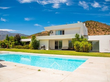 Casa en venta en Condominio Valle del Principal, Pirque - 3 dormitorios, 3 baños