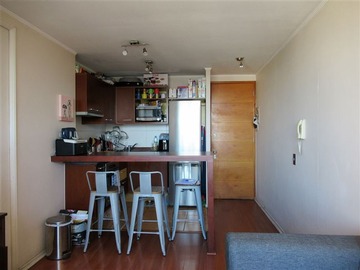 Departamento en venta en Metro Santa Lucia / San Isidro, Santiago - 1 dormitorio, 1 baño