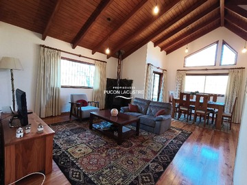 Casa en venta en Espaciosa Casa Ideal para Inversión (168816), Villarrica - 3 dormitorios, 2 baños