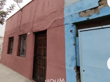 Casa en venta en Grumete Pantaleón Cortés, Independencia - 4 dormitorios, 2 baños