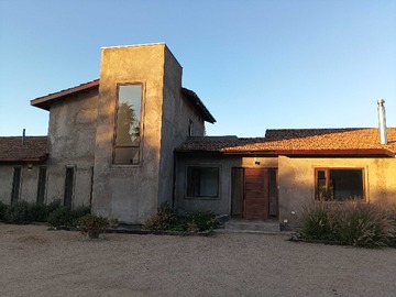Casa en venta en Amplia Casa con Parcela en Venta (173766), Isla de Maipo - 5 dormitorios, 4 baños