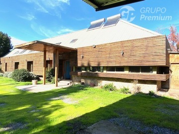 Parcela en venta en Los Nogales de Santo Toribio, Peñaflor - 5 dormitorios, 4 baños