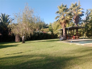 Parcela en venta en Condominio El Cruceral, Pirque - 6 dormitorios, 6 baños