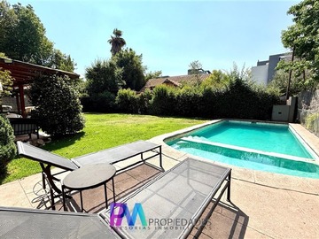 Casa en venta en radal con el taihuen, Lo Barnechea - 4 dormitorios, 3 baños