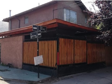 Casa en venta en Se Vende Casa Esquina 2 Pisos Nueva Renca - 3 dormitorios, 2 baños