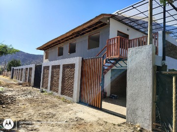 Casa en venta en Cuyuncavi bajo parcela 12, Curacaví - 4 dormitorios, 2 baños