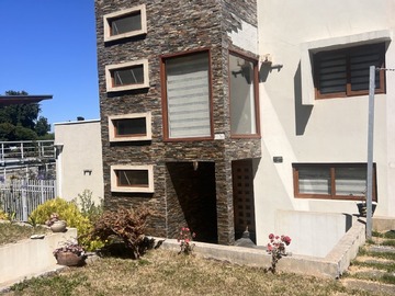 Casa en venta en Pingueral, Tomé - 6 dormitorios, 5 baños