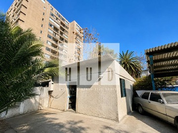 Local Comercial en arriendo mensual en Amplio local comercial en pleno Bellavista! (174015), Providencia - 2 baños