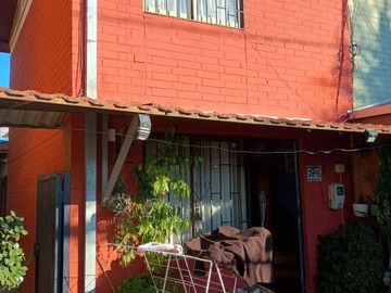 Casa en venta en Villa los portales, Maipú - 2 dormitorios, 1 baño