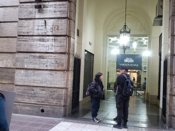 Oficina en arriendo mensual en Ahunada esquina Huerfanos, Santiago - 3 dormitorios, 2 baños