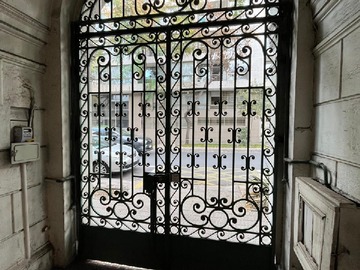 Casa en venta en Hermosa Casa Patrimonial en Santiago - 4 dormitorios, 4 baños