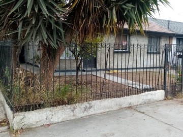 Casa en venta en El Manio 8053, Cerrillos - 4 dormitorios, 2 baños