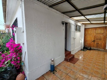 Casa en venta en Se Vende Casa en Buen Sector Gomez Carreño - 3 dormitorios, 1 baño