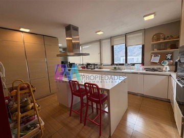 Departamento en venta en San Damian con las Hualtatas, Vitacura - 3 dormitorios, 3 baños