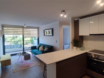 Departamento en venta en Metro Vicente Valdés, La Florida - 2 dormitorios, 2 baños