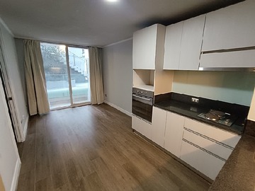 Departamento en arriendo mensual en Santa victoria / carmen, Santiago - 1 dormitorio, 1 baño