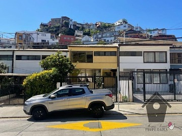 Casa en venta en Santa Elena, Valparaíso - 3 dormitorios, 1 baño