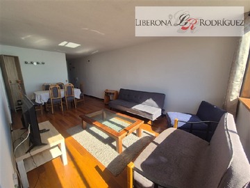 Departamento en venta en Departamento en primera línea de San Martín, Viña del Mar - 3 dormitorios, 2 baños