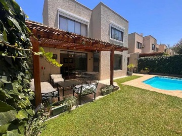 Casa en venta en Linda casa en La Reina Alta (166009), La Reina - 4 dormitorios, 3 baños