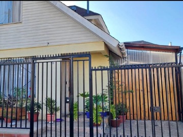 Casa en venta en Venta Casa Quilpué - 4 dormitorios, 1 baño