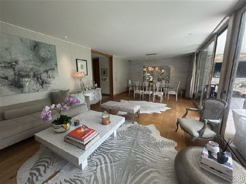Departamento en venta en Jardin la Dehesa, Lo Barnechea - 3 dormitorios, 5 baños