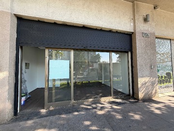 Local Comercial en arriendo mensual en Espacio Comercial en Zona Transitada (161558), Quinta Normal - 1 baño