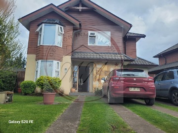 Casa en arriendo mensual en Condominio Altos del Bosque II, Temuco - 4 dormitorios, 3 baños