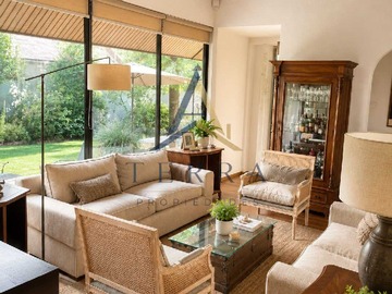 Venta / Casa / Vitacura