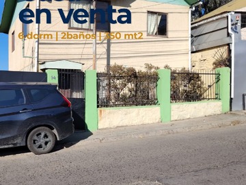 Casa en venta en Amplia Casa con Paltos en Producción Chorrillos, Viña del Mar - 6 dormitorios, 2 baños