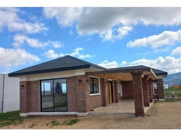 Casa en venta en Llano de quebradilla, La Ligua - 3 dormitorios, 2 baños
