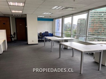 Oficina en arriendo mensual en Metro Pedro de Valdivia, Providencia