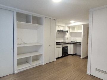 Departamento en venta en Santa Petronila 28, Estación Central, Región Metropolitana de Santiago 9160000, Chile, Estación Central - 1 baño