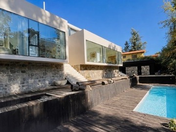 Casa en venta en Casa en venta de 4 dormitorios en lo barnechea, Lo Barnechea - 4 dormitorios, 6 baños