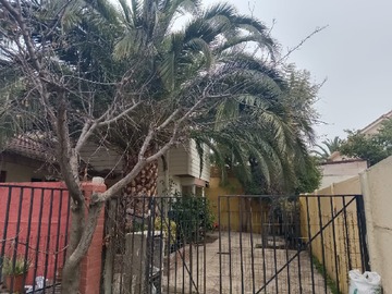 Casa en venta en Propiedad a la Venta en Pasaje los Espinos, Larapinta. - 3 dormitorios, 2 baños