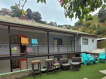 Casa en venta en a 750m de la playa, INACAP y estación Portales., Valparaíso - 16 dormitorios, 16 baños