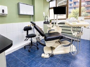 Oficina en venta en Metro los leones, Providencia - 2 dormitorios, 1 baño