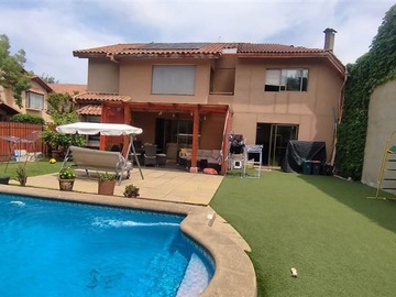 Venta / Casa / La Reina