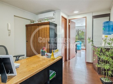 Oficina en venta en Ortuzar, Ñuñoa - 1 dormitorio, 1 baño