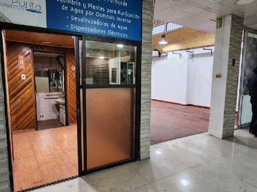 Local Comercial en arriendo mensual en Local Comercial con Alta Visibilidad (171053), Santiago - 3 baños